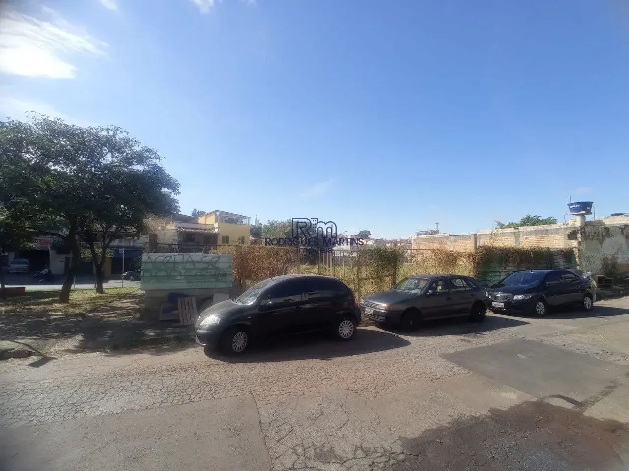 Lote à venda com 604 m² no bairro Caiçara - Foto 2