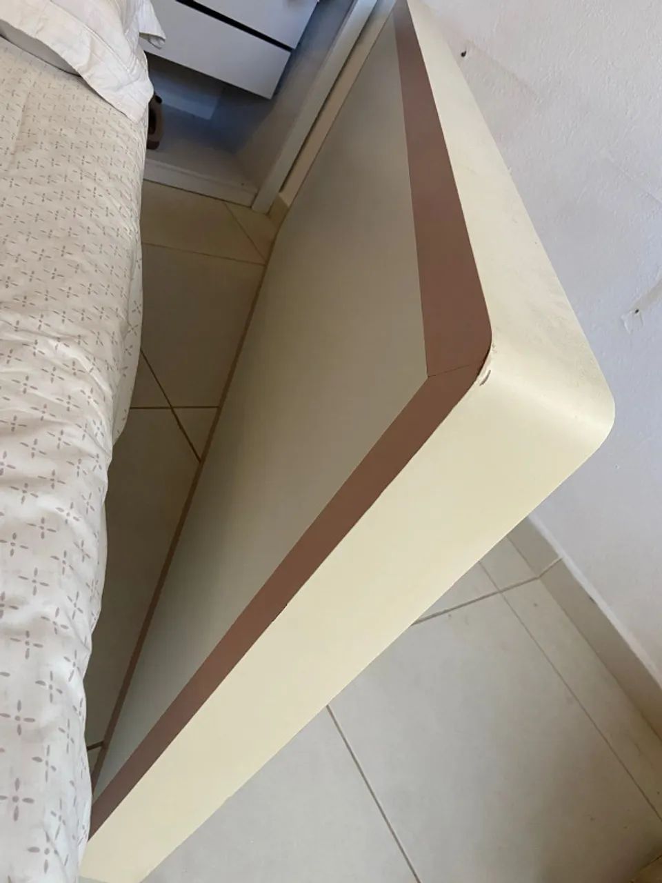 Tampo de mesa em fórmica e compensado - branco e rosé - Foto 3