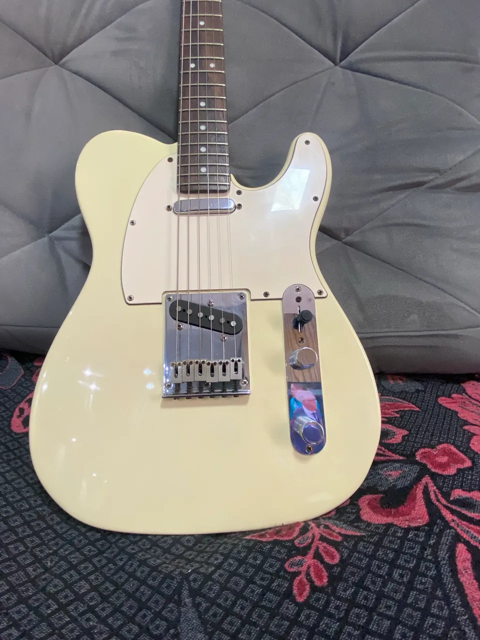 telecaster standard squier