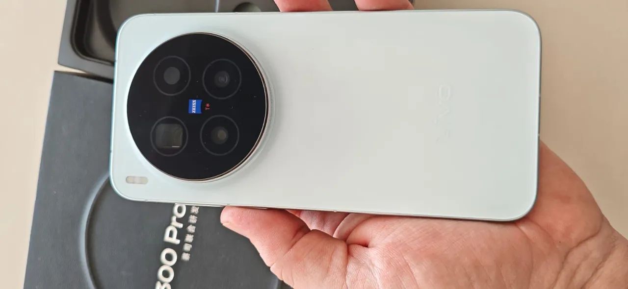 Vivo x300 pro 16/512 cn - Foto 2