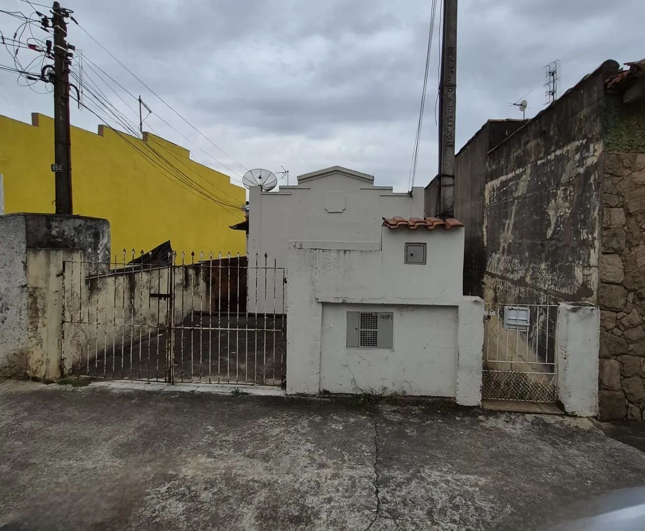 ?VENDO CASA CENTRO ( Próximo do Chico Pereira- Tatui)