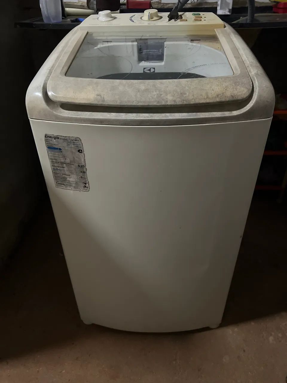 Máquina de lava 8kg eletrolux