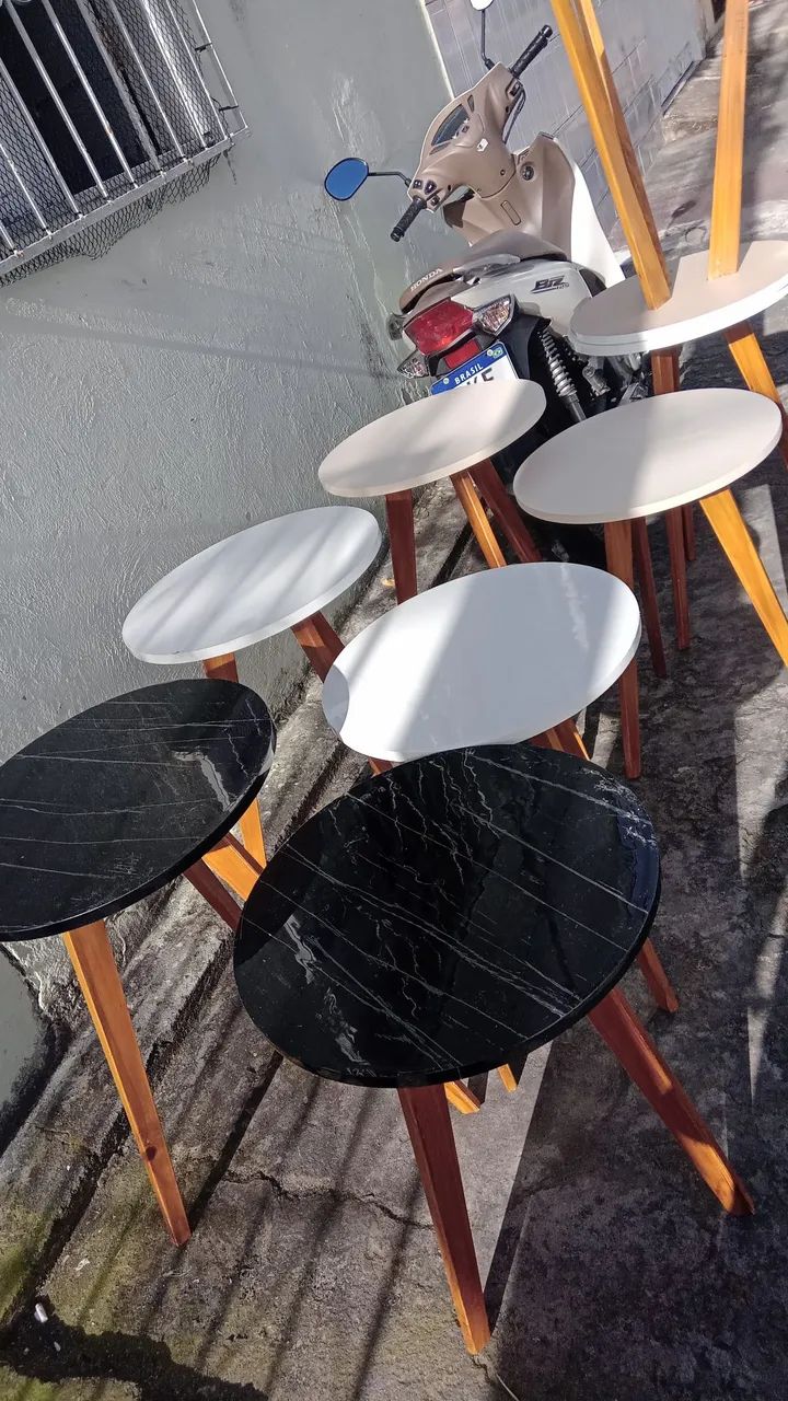Vendo lindas messinhas de canto aparadou criado mudo e adega - Foto 2