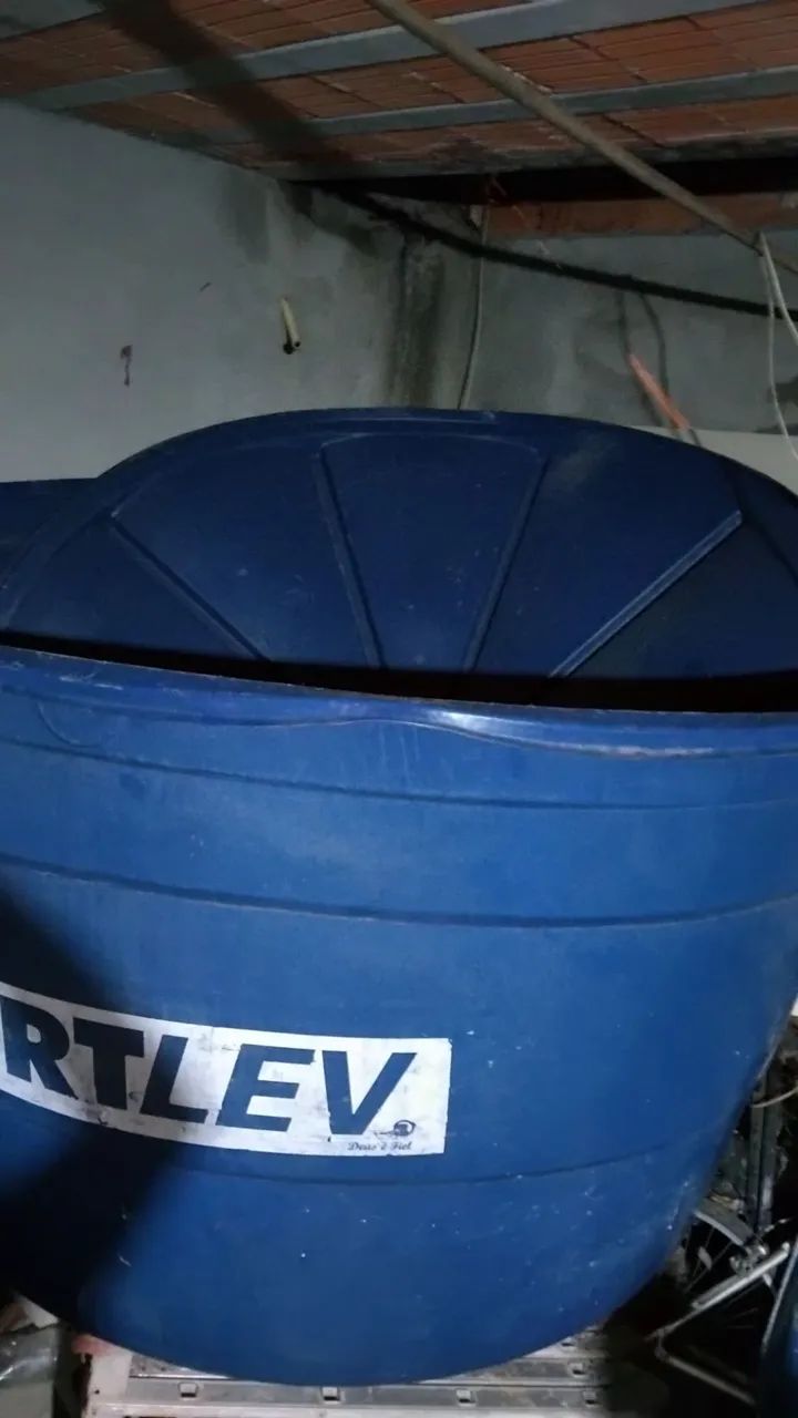 Caixa d'água 3000 litros - nunca utilizada - Foto 2