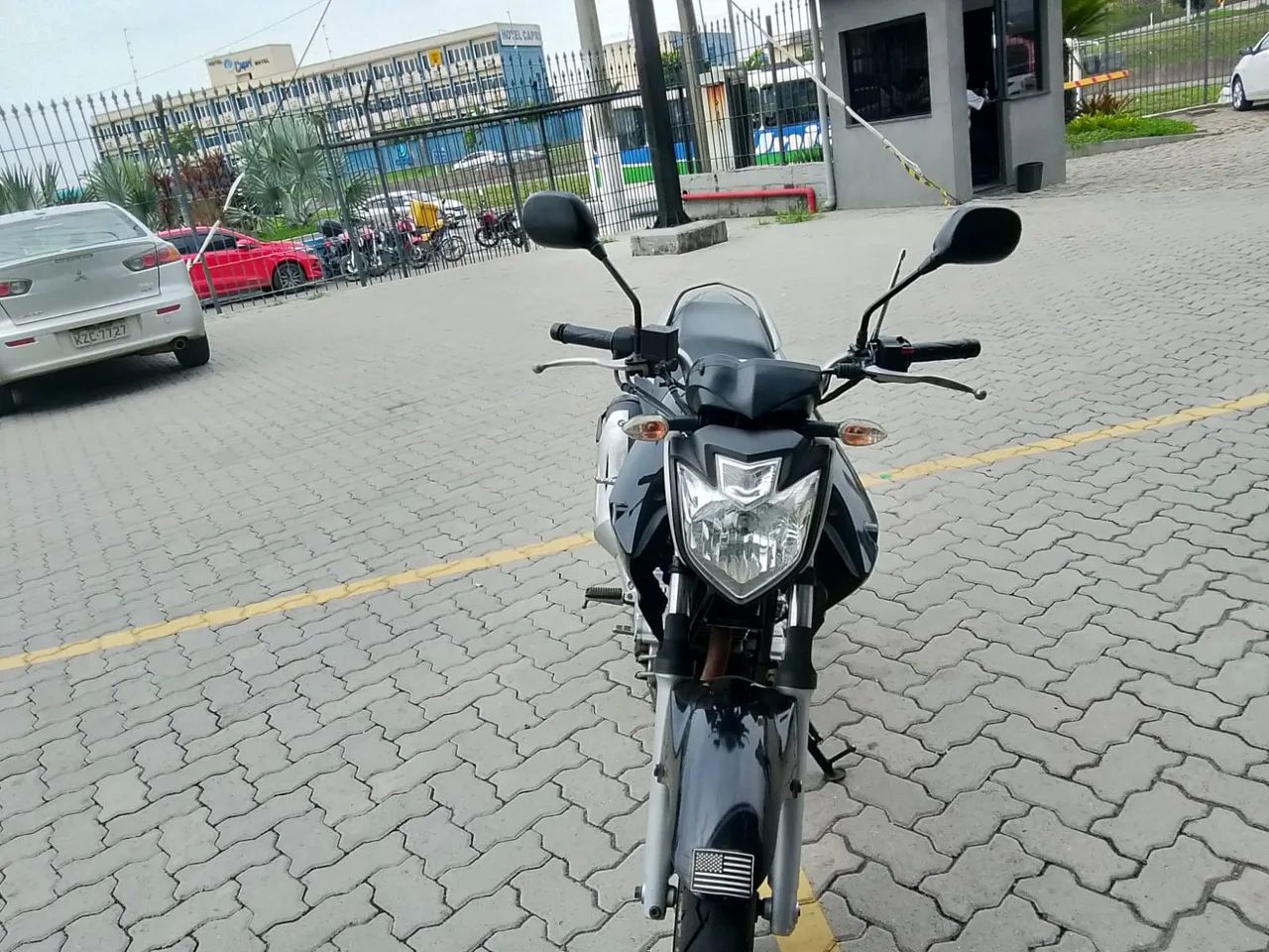 FAZER 250 (2014) - Foto 3