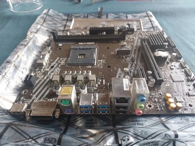 Placa Mãe Am4 MSI A520m-a PRO - Foto 2