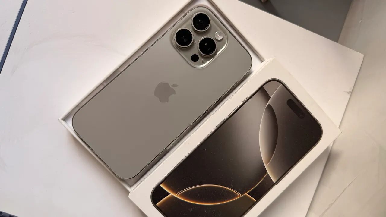 iPhone 16 Pro Cinza - estado de novo! - Celulares e Smartphones