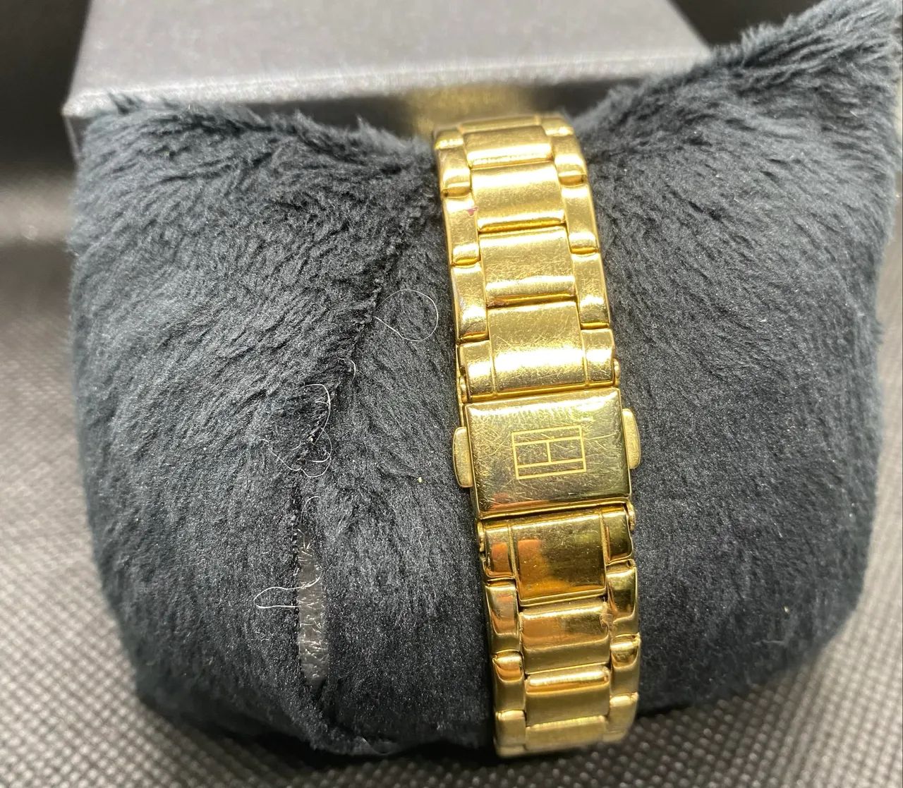Relógio Feminino Tommy Hilfiger Dourado/ Pulseira Aço  - Foto 4