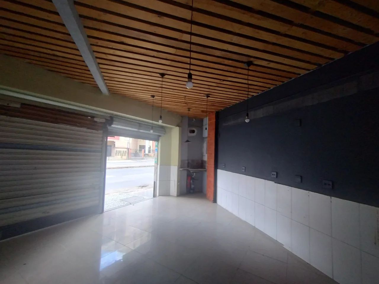 Excelente loja com 53m² na Av. Itamar Franco - Foto 2
