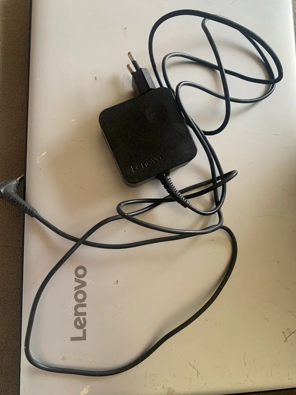 Notebook Lenovo para retirada de peças - Não liga