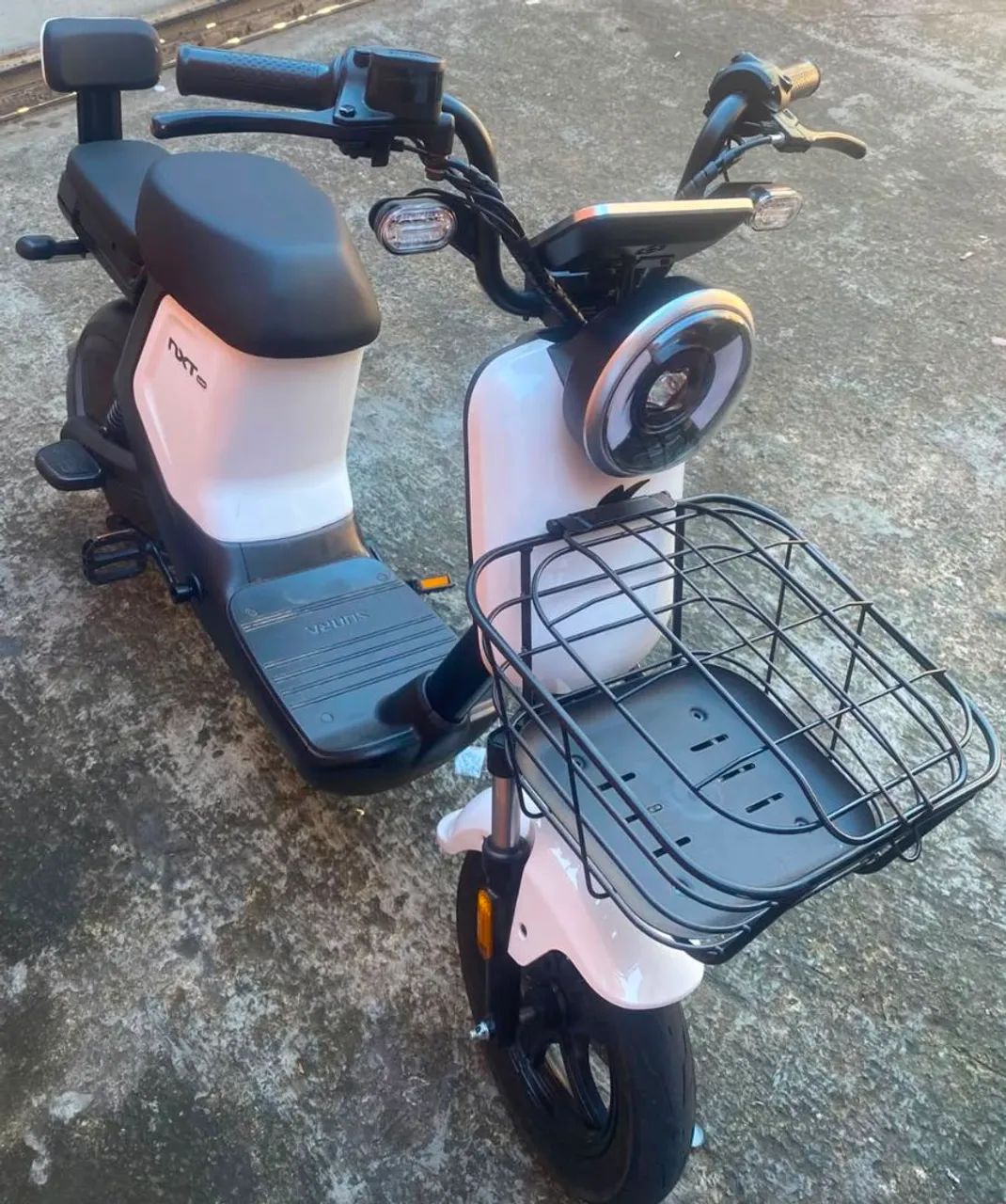 Moto elétrica 