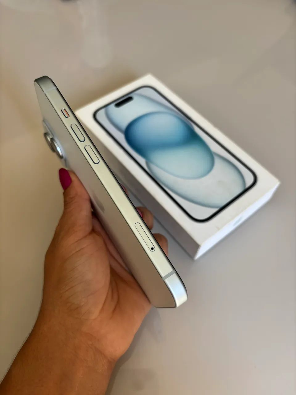 iPhone 15 