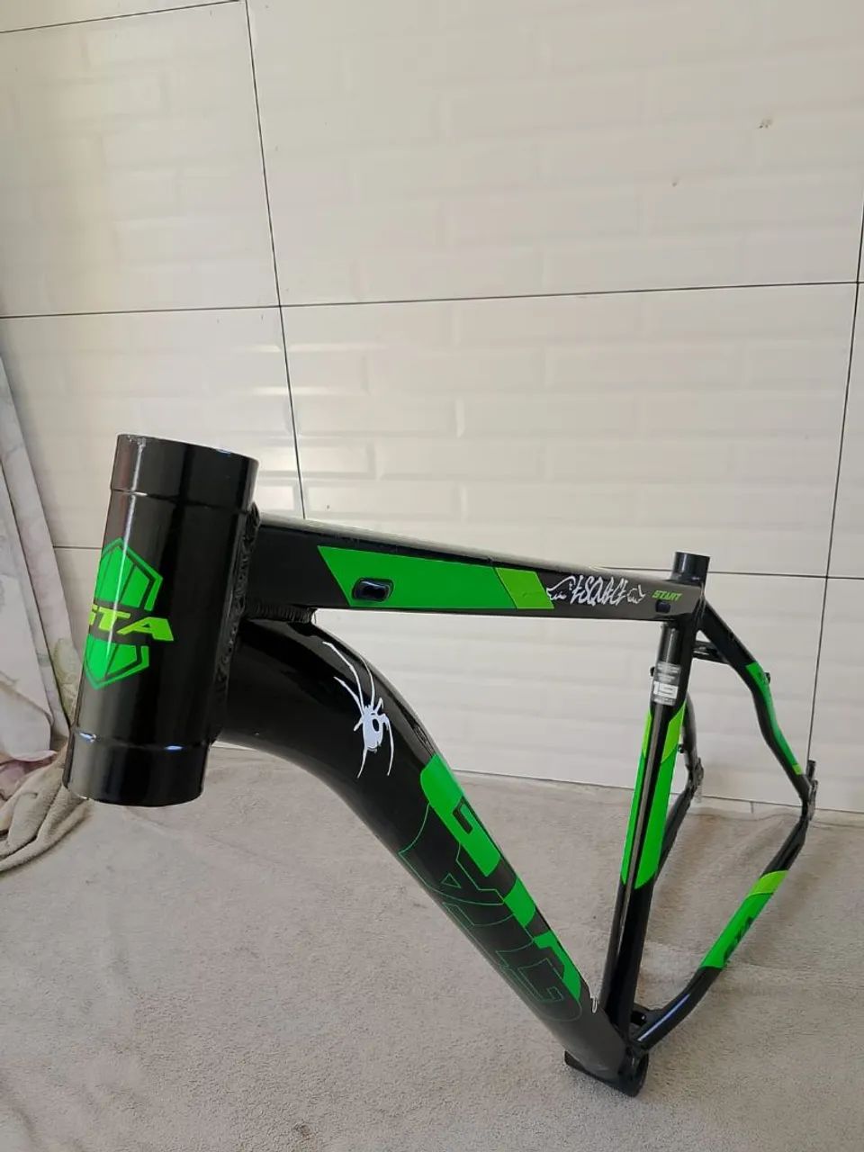 Quadro de bicicleta GTA - Foto 3