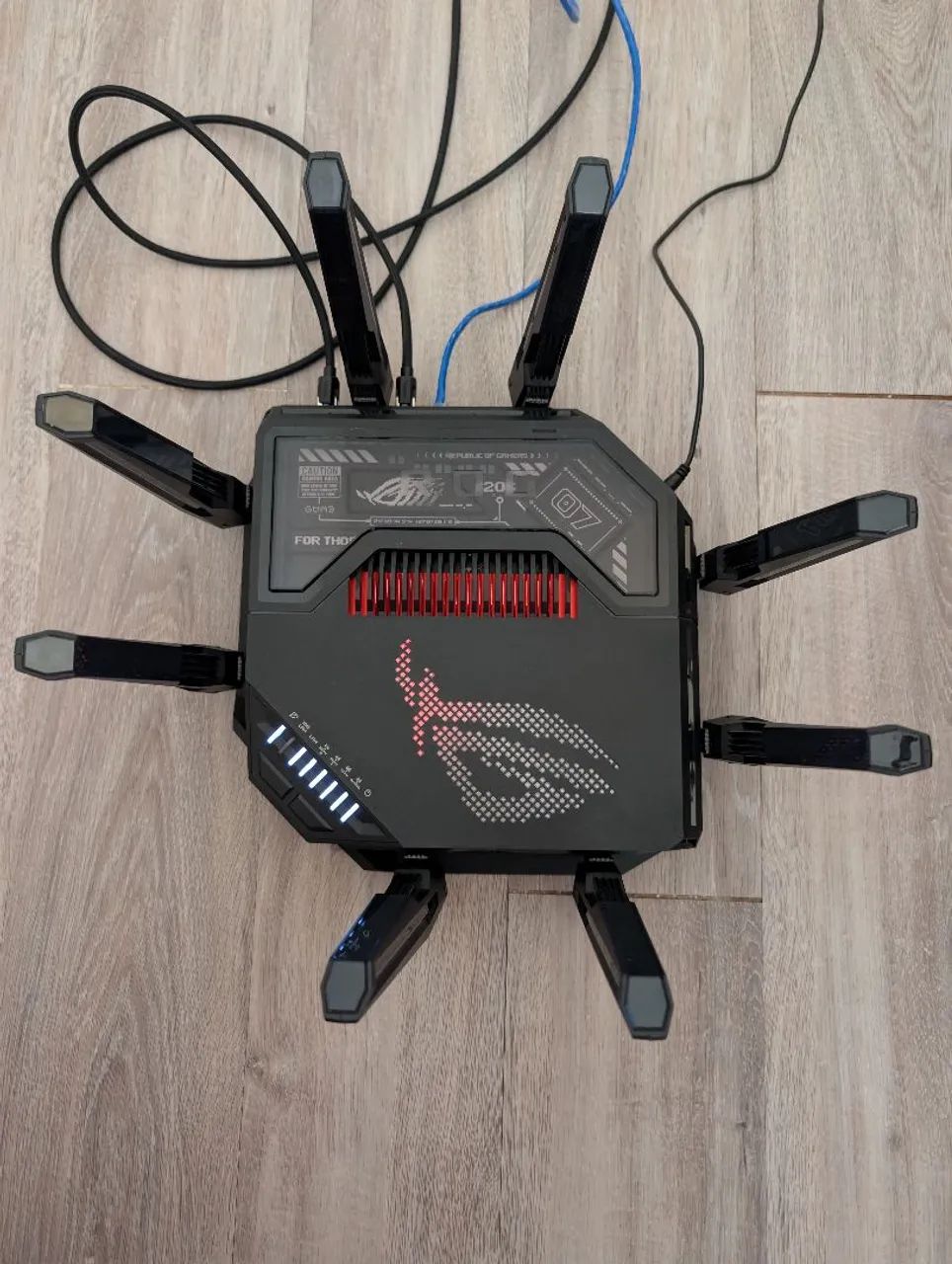 ASUS ROG Rapture GT-BE98 Pro Wi-Fi 7 BE30000 - 10Gbps - Foto 2