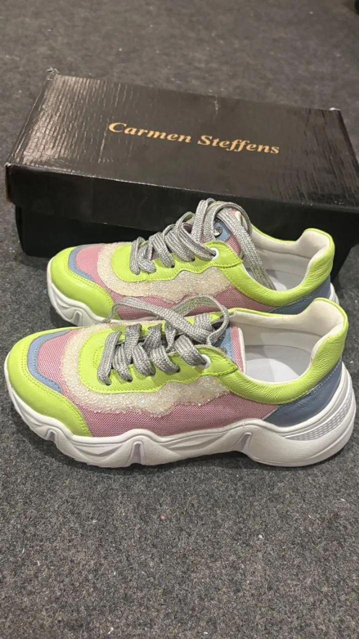 Tenis Carmen Steffens nunca usado - Foto 2