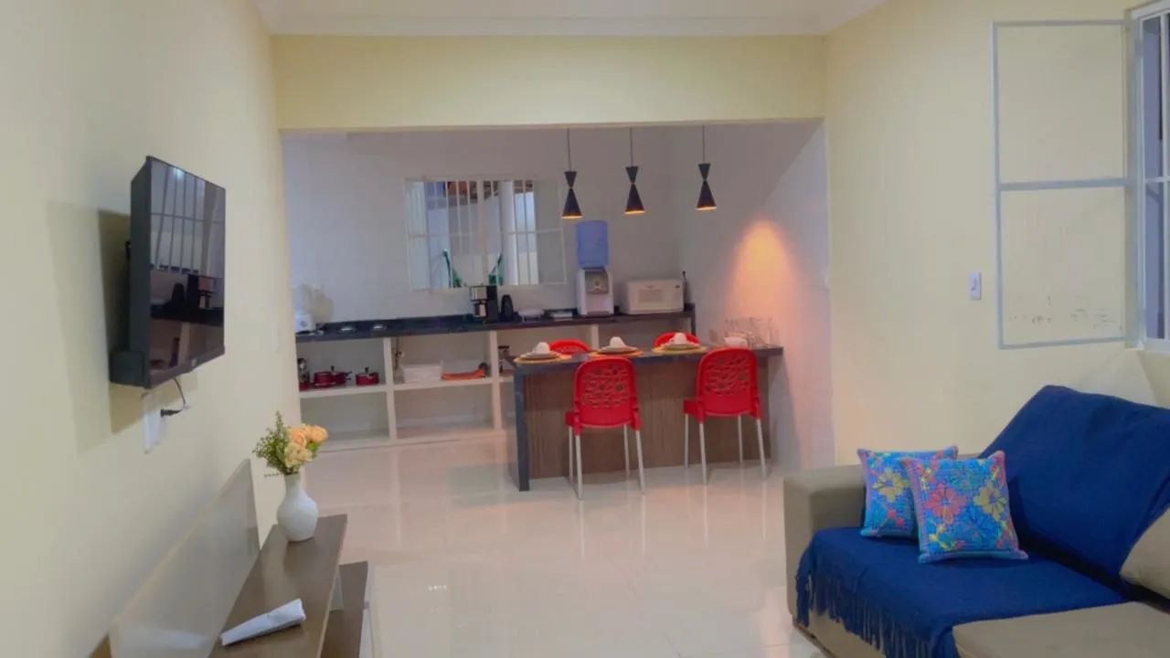 CASA COM PISCINA 