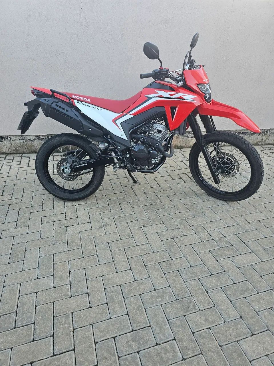 Tornado 300l 2025