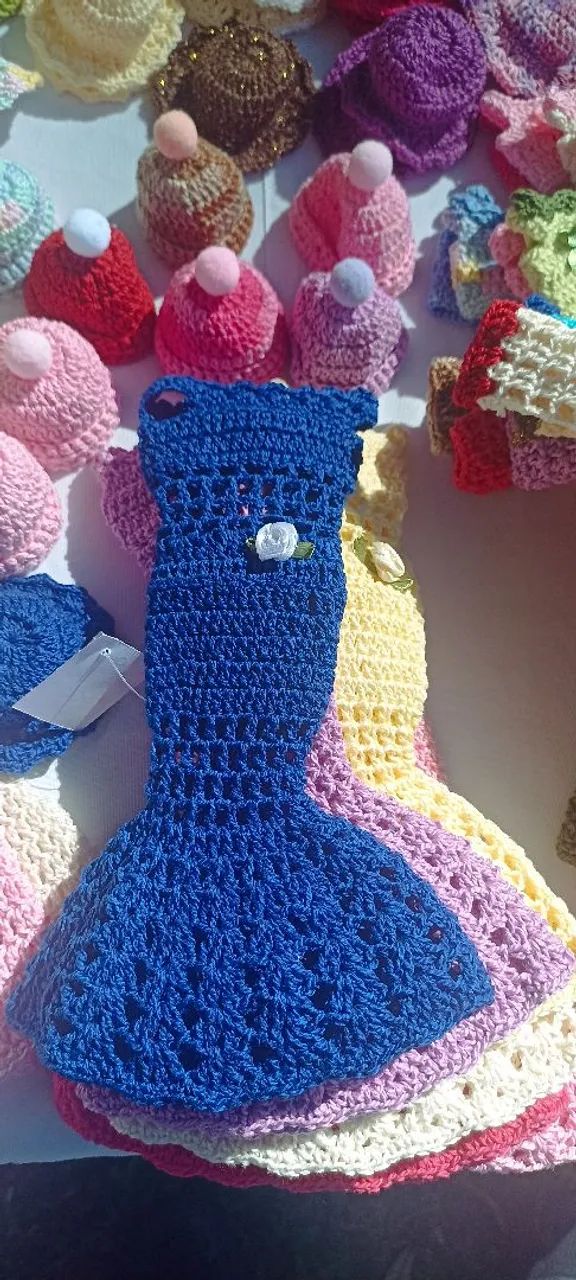 Roupas e acessórios em crochê para Barbie - Foto 6