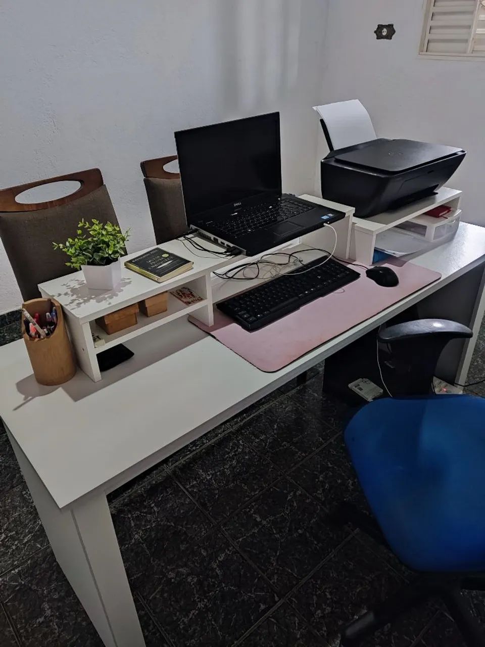 Mesa de escritório grande 