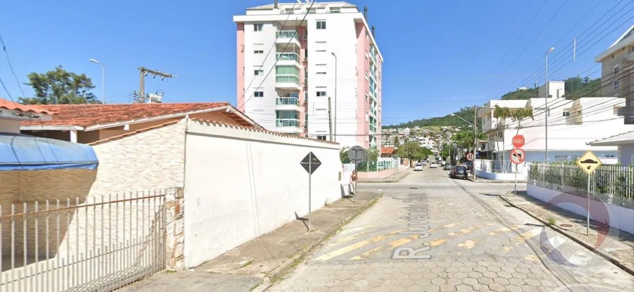 Terreno de 325m² no bairro Trindade - Foto 4