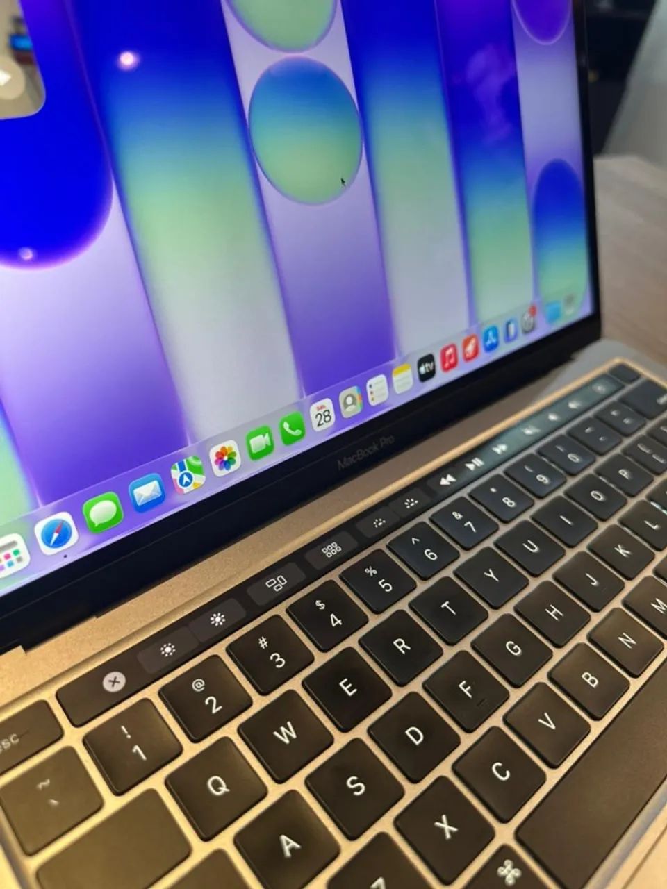 ほぼ未使用❗️MacBook Pro 2022 M2チップ 16GB&512GB MacBook Pro (M2 series) リファービッシュ品 | Back Market