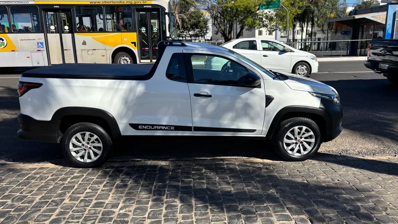Fiat Strada Endurance 1.4 Flex 8V CS Plus 2022 - Foto 2