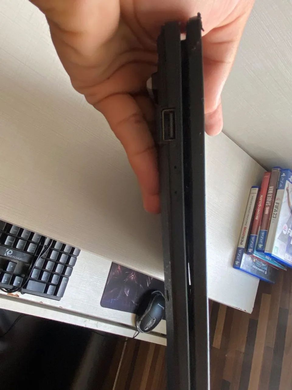 Notebook ASUS Vivobook 15 - AMD Ryzen 5 / 8GB RAM / SSD 256GB - Foto 4