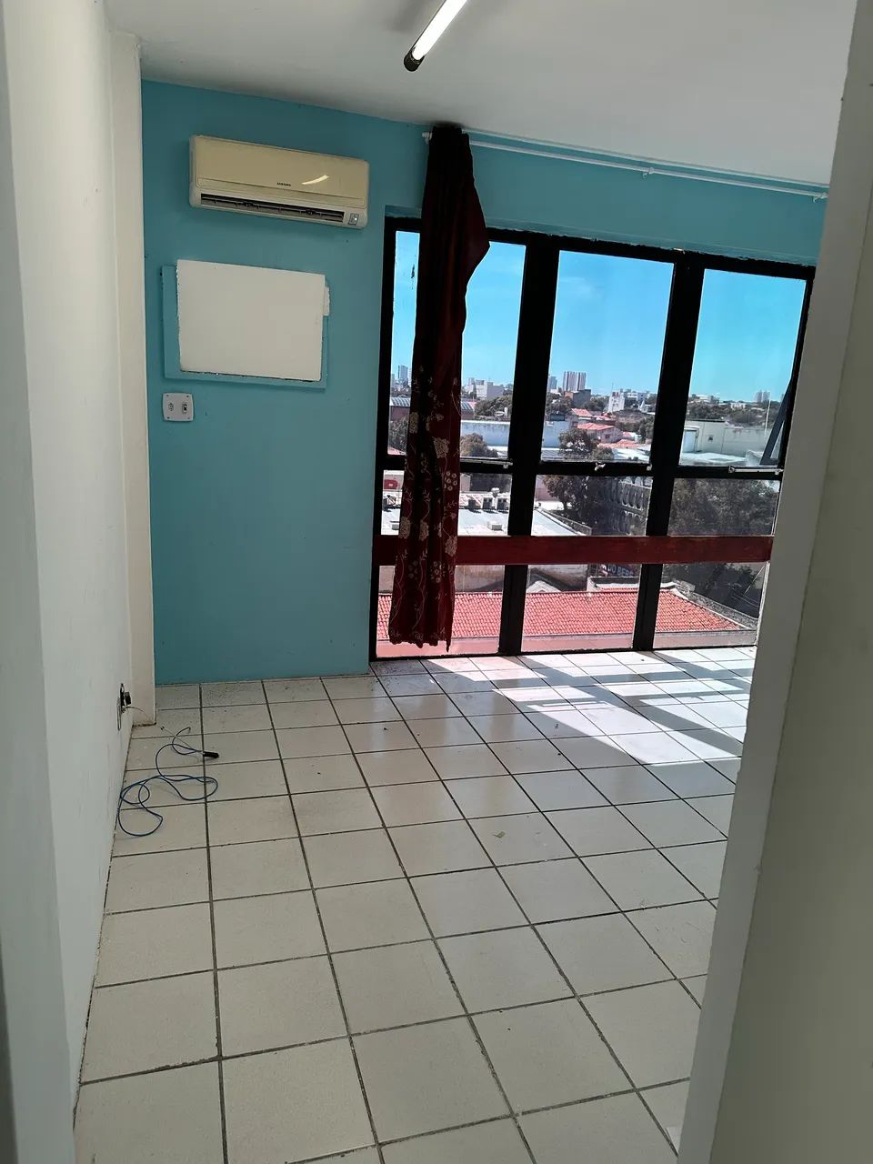 Sala no Ed Otávio Miranda