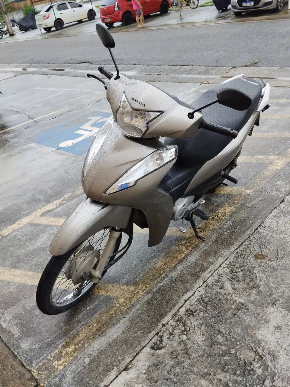Moto de mulher - Foto 4