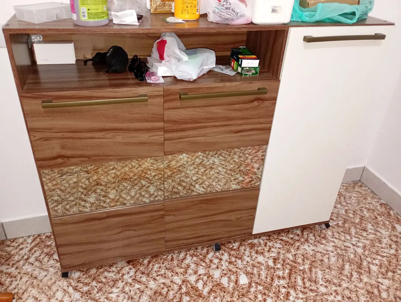 VENDO ESSE ARMÁRIO BALCÃO MULTIUSO  - Foto 2