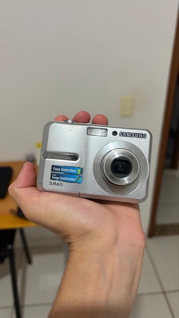 Câmera Digital Samsung S860 - Funcionando