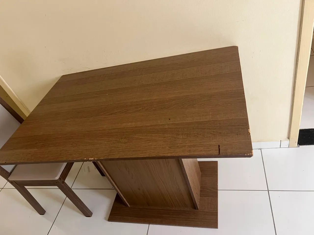 Mesa sem cadeiras  - Foto 2