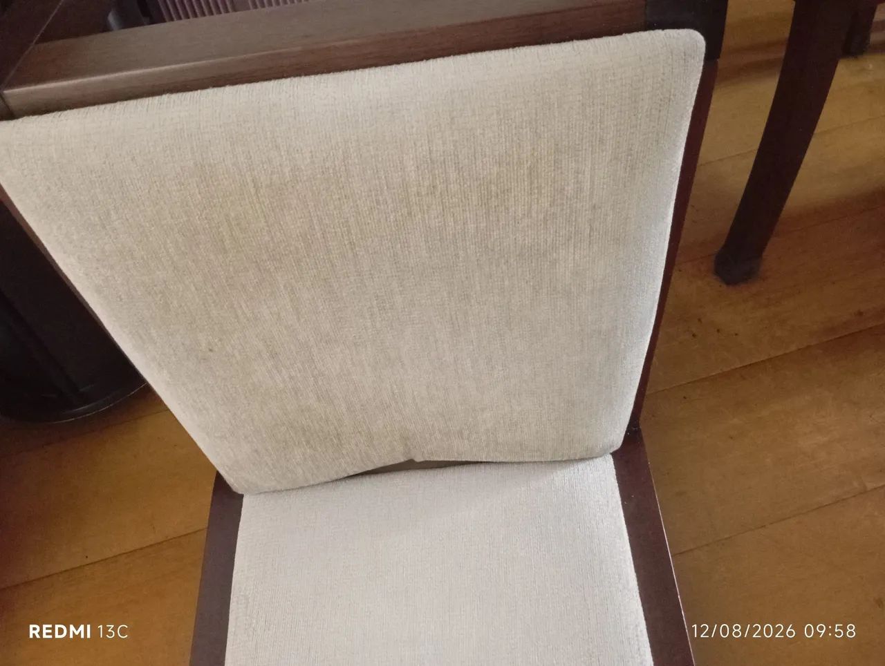 Mesa de vidro com 4 cadeiras - Foto 3