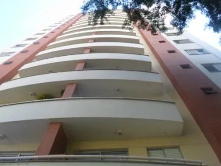 Apto 3 dormitórios sendo 2 suítes!! VAGO!!Direto com proprietário!!