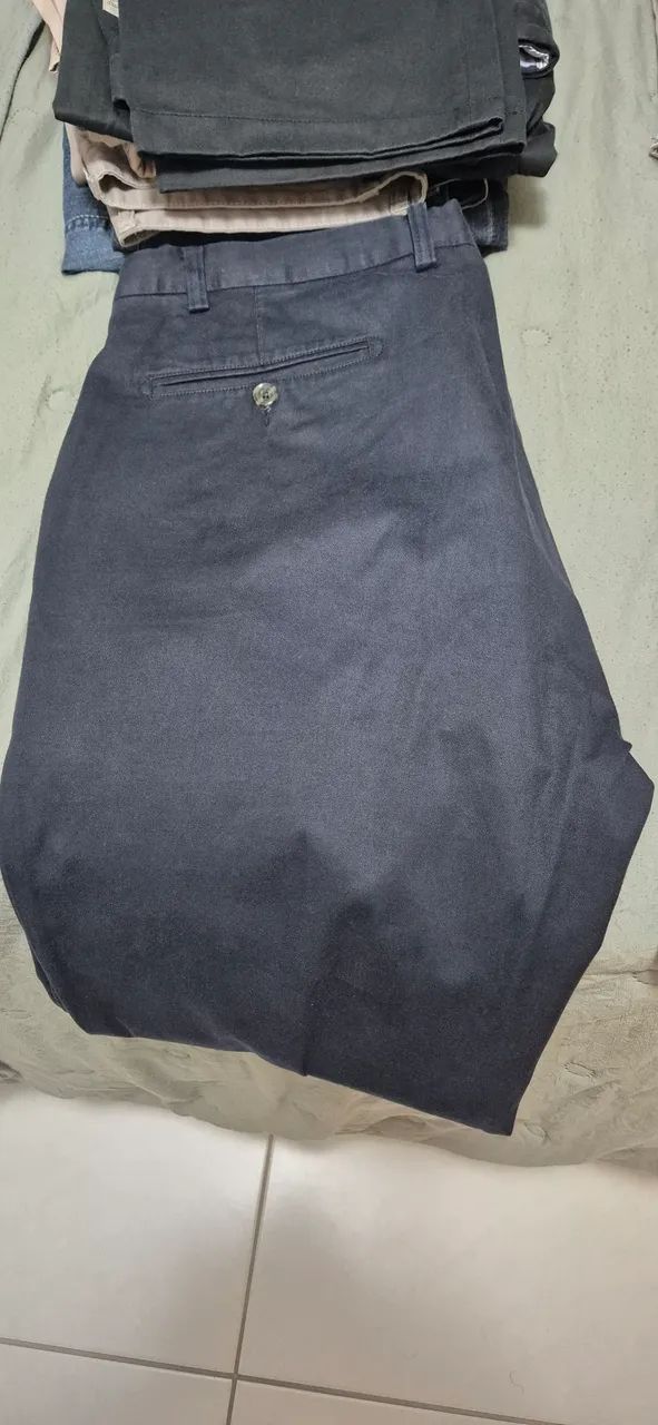 Roupas / Calças Usadas em excelente estado. - Foto 3