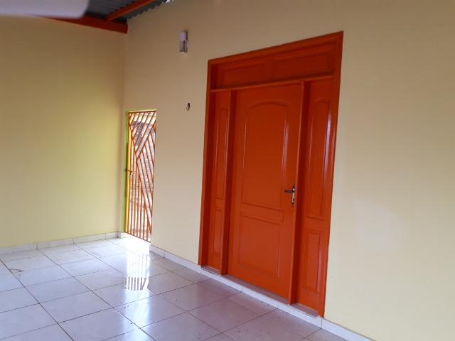 Aluga-se casa no loteamento Santo Afonso, bem localizada e rua asfaltada - Foto 7