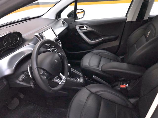 Vendo peugeot 208 Griffe ano 13/14 flex - Foto 7