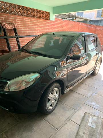 Sandero 1.6 Completo