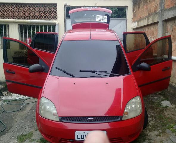 Fiesta 2004 completo + GNV. Só 11.000,00Tudo ok - Foto 2