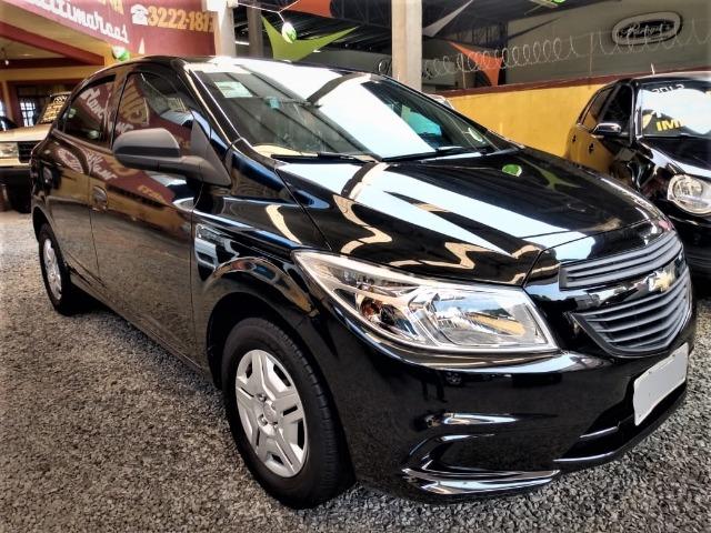 Gm - onix completo baixa km,1 dono,dh,ac,vte,air bag,dvd,estepe s/ uso,impecavel,placa a - Foto 20