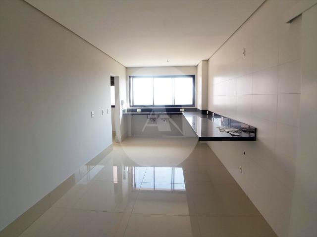 Apartamento duplex com 5 suítes sendo 1 master no Edifício Glam - Bairro Duque de Caxias - Foto 4