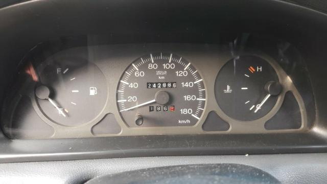 Fiat Palio 1.0 4 portas ano 1997 - Foto 8