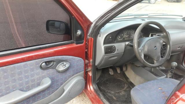 Fiat Palio 1.0 4 portas ano 1997 - Foto 9