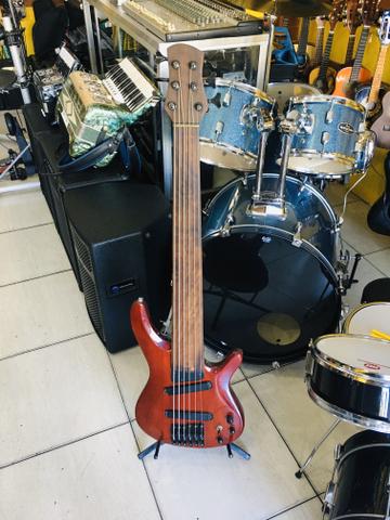 Contra baixo Luthier Fretless 6 cordas