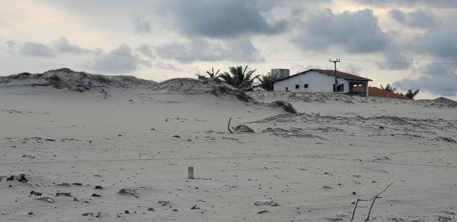Lotes com vista para o mar, na praia de Parajuru parcelas R$ 120 Pé na areia