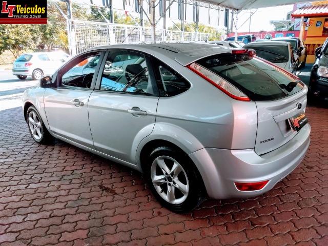 Ford Focus 1.6 glx flex - Foto 2