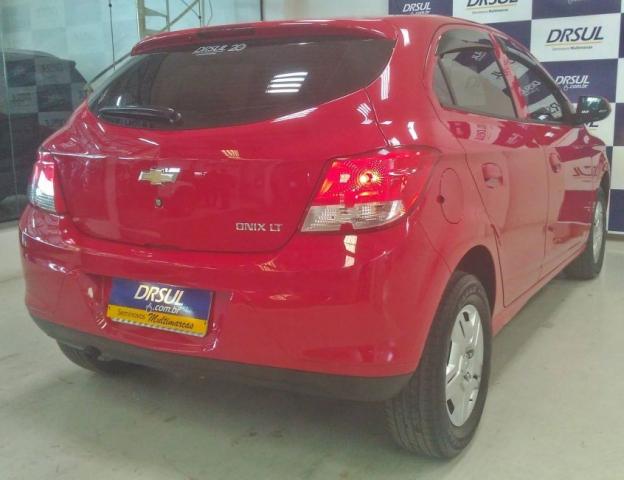 Chevrolet Onix LT 1.0 4P - Foto 3