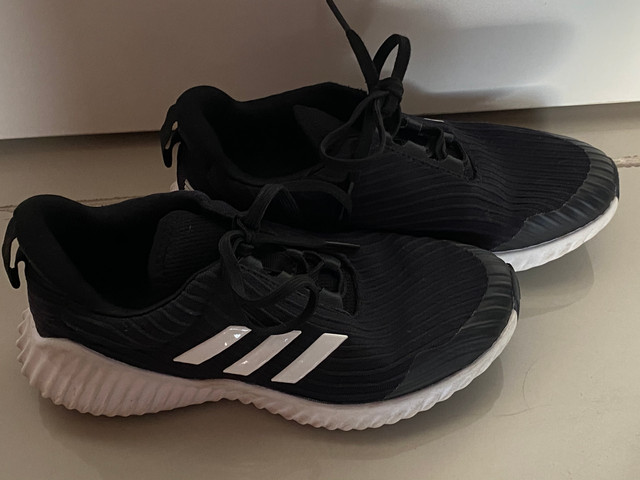 tenis adidas feminino 32