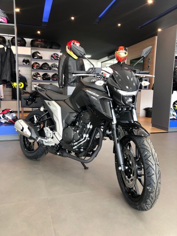 NOVA FZ 25 FAZER ABS 5A GERAÇÃO 2022 LÍDER DA CATEGORIA