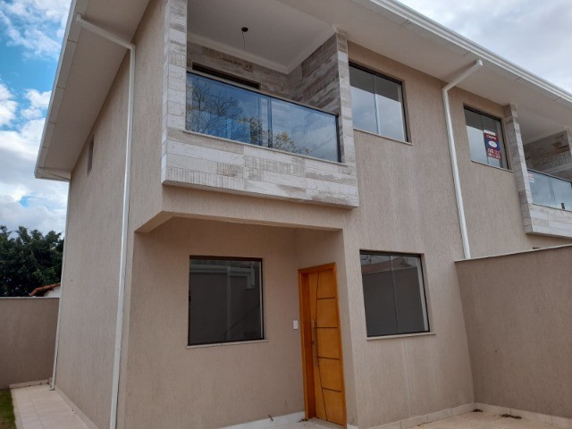 Casa independente no bairro Planalto, 3q 4 vagas, oportunidade